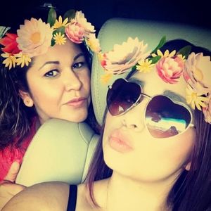 Meet your Posher, Myrian